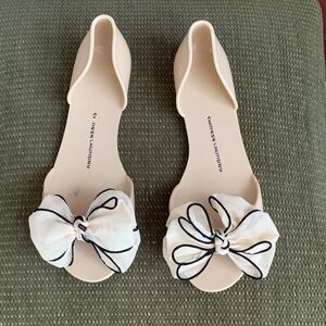 Chinese Laundry Cream Flats with Cream and Black Bow Accent